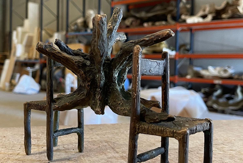 [untitled] (2022). Lost-wax bronze casting, 16 x 18 x 7 cm