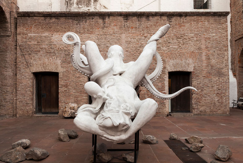 Columbus (2021). 3D printing and water-based resin, 376 x 320 x 224 cm
