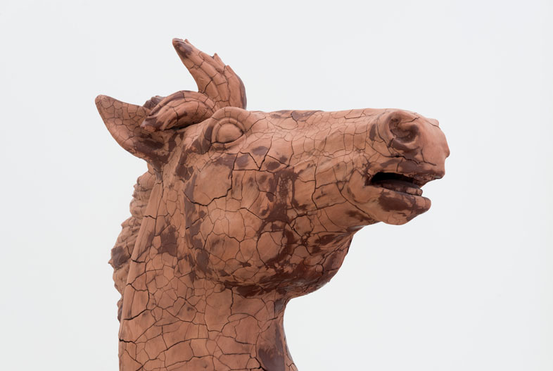 Horse (detail) (2019). Clay, iron, and expanded polystyrene, 300 x 200 x 100 cm