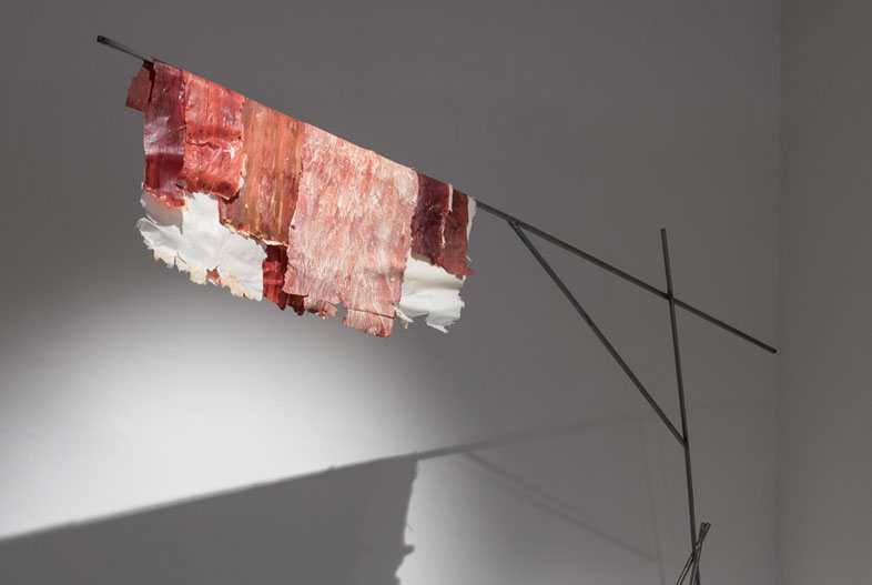Ginche (2016). Iron, wax and pigments, 260 x 350 x 90 cm
